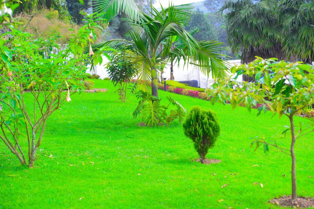 Kigezi Gardens Inn Kabale Ngoại thất bức ảnh