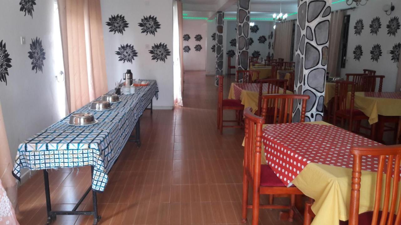 Kigezi Gardens Inn Kabale Ngoại thất bức ảnh